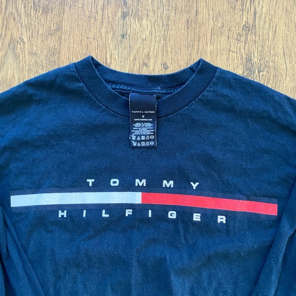 Tommy Hilfiger L/S T-Shirt - Picture 2 of 2
